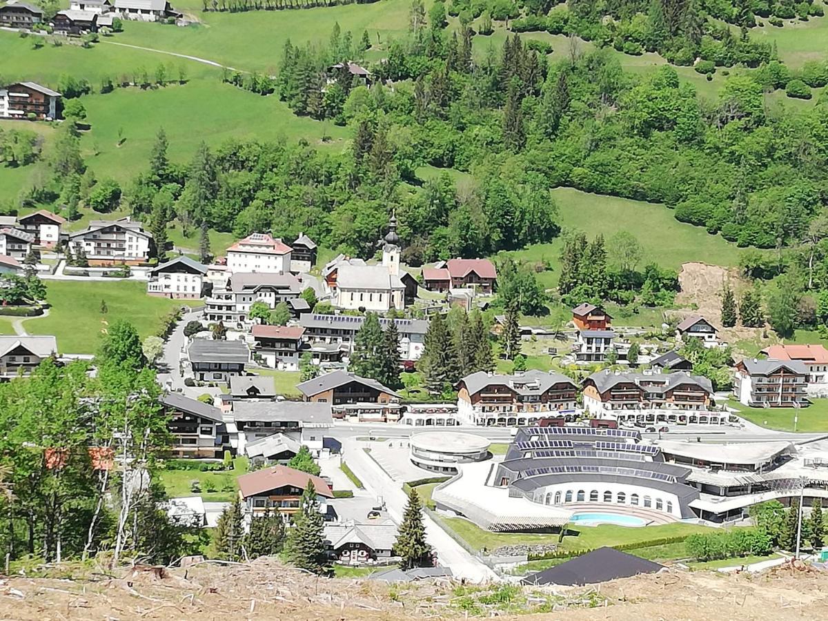Hotel Kirchenwirt Бад-Кляйнкірхгайм Екстер'єр фото